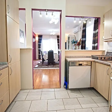 Excellente Belvedere Apartment *