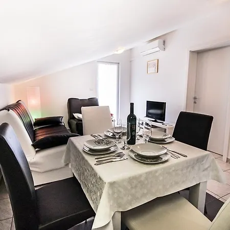 Appartement Excellente Belvedere Pula
