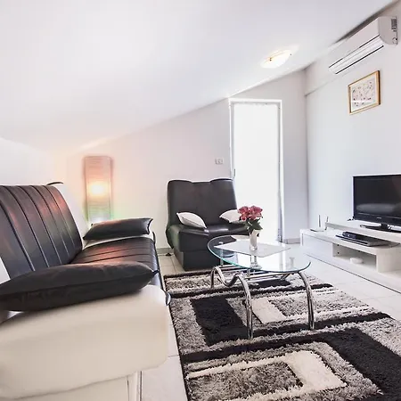 Appartement Excellente Belvedere Pula
